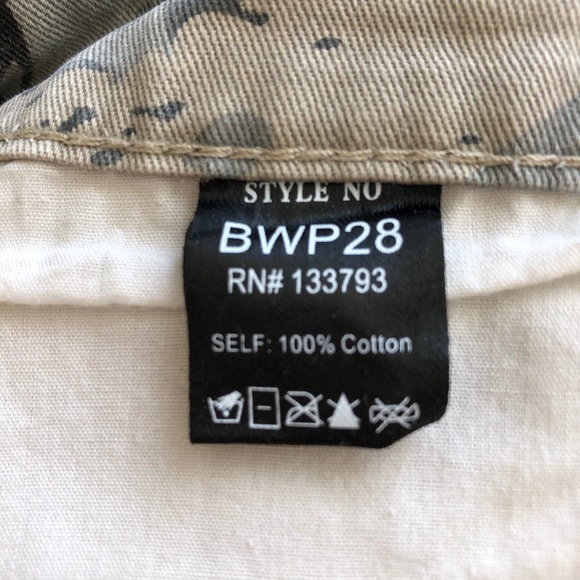 POL Camo Cheetah High Rise Cropped Jeans - Picture 8 of 9